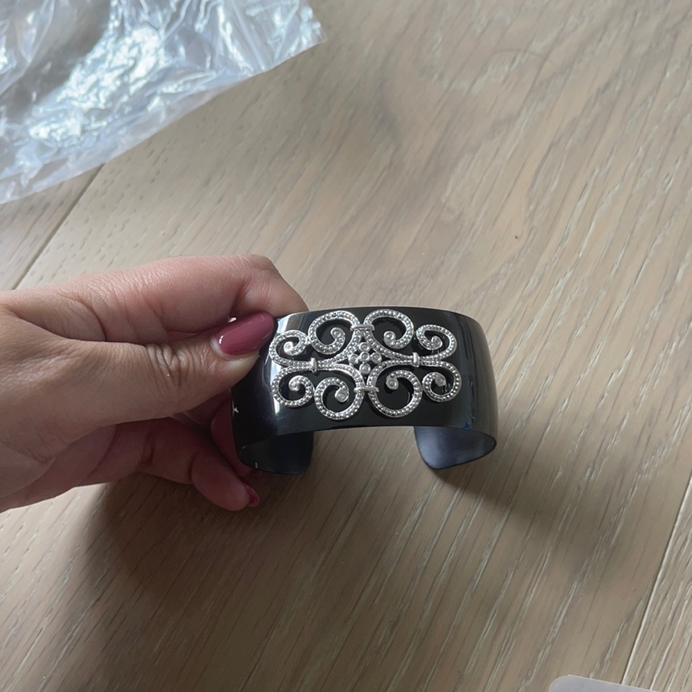 Cuff bracelet
